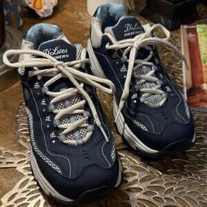 SOLD.     SKECHERS D'Lites Navy Blue Air Cooled Memory Foam